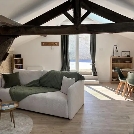 Les Chais Du Fourneau - Sejours Au Coeur Des Vignes Du Medoc *