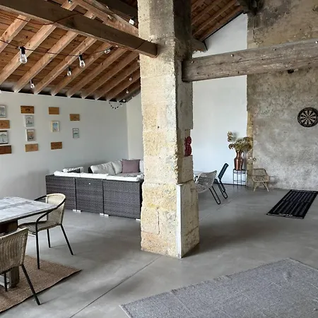 Les Chais Du Fourneau - Sejours Au Coeur Des Vignes Du Medoc * Saint-Christoly-Médoc